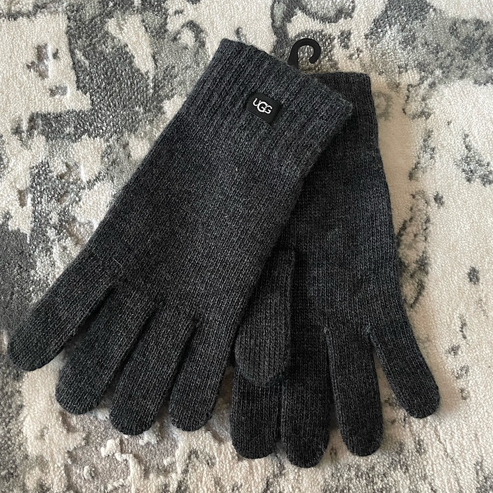 UGG gloves